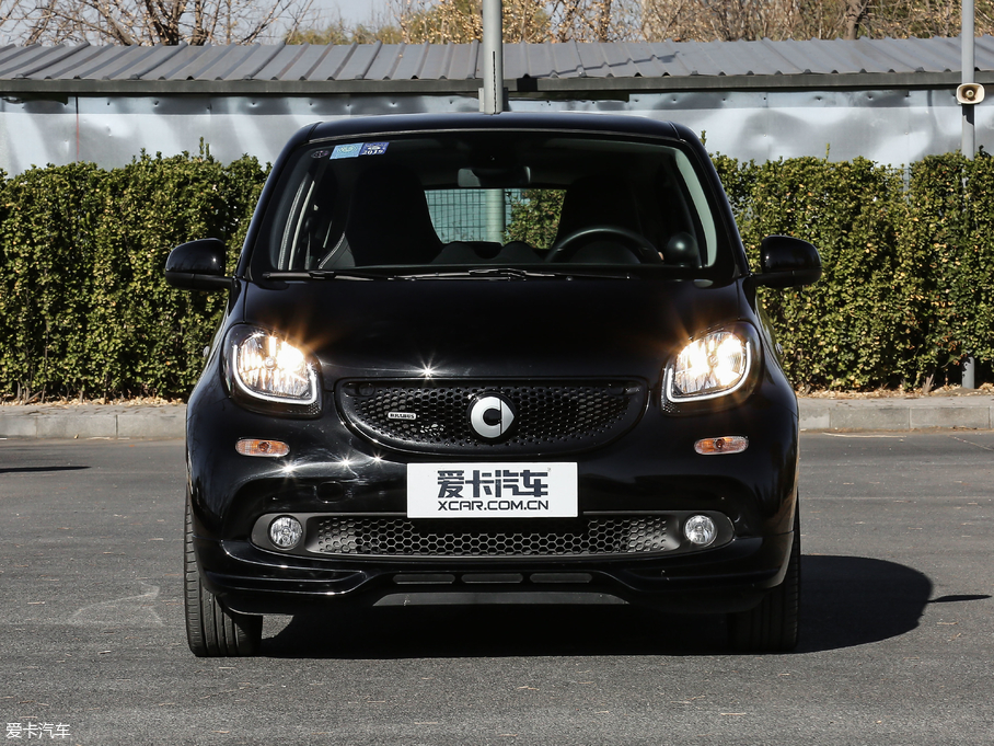 2017smart forfour BRABUS Xclusive