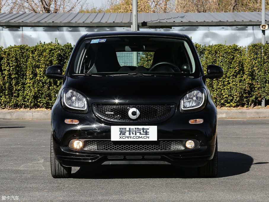 2017smart forfour BRABUS Xclusive