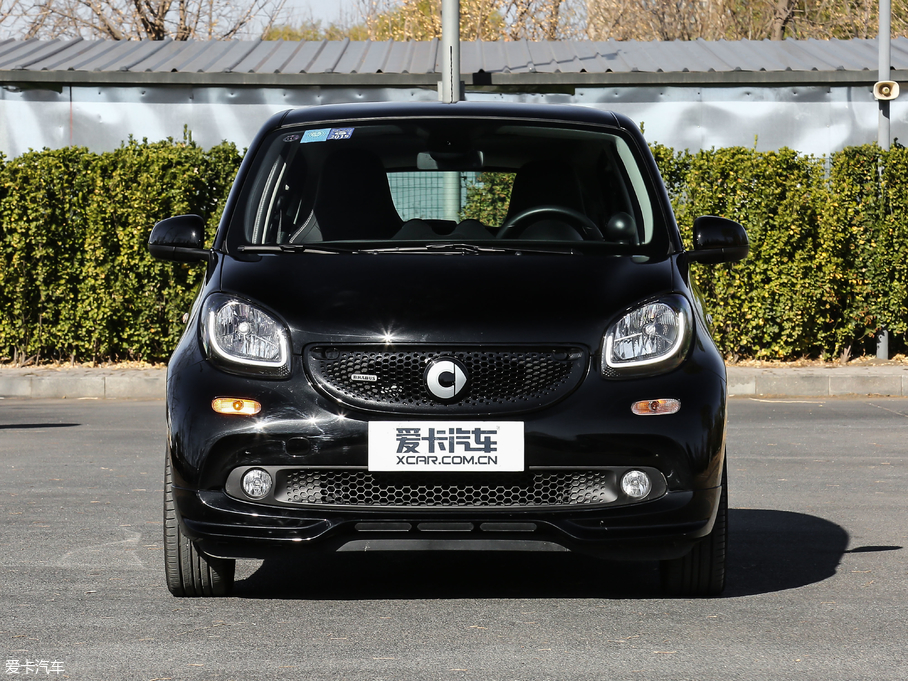 2017smart forfour BRABUS Xclusive