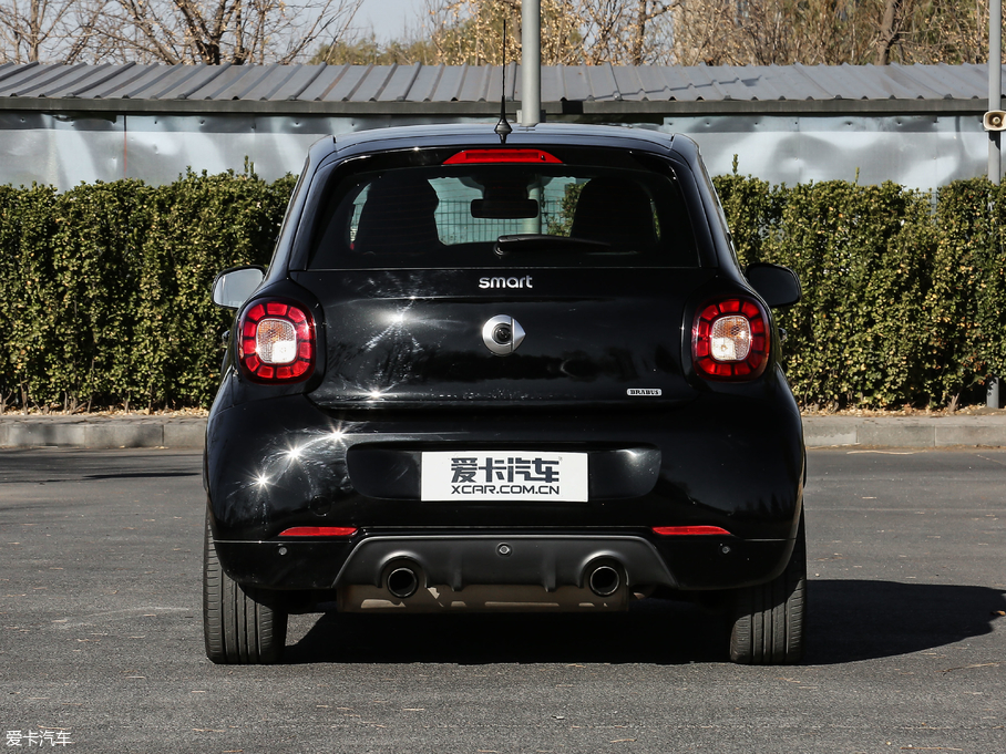 2017smart forfour BRABUS Xclusive