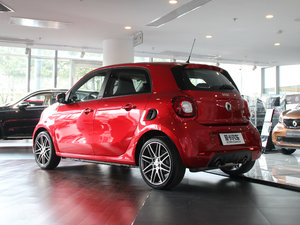 2017BRABUS Xclusive 45