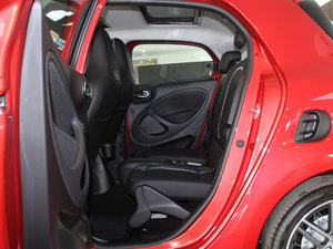 2017BRABUS Xclusive ſg