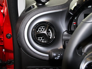 2017BRABUS Xclusive п؅^(q)