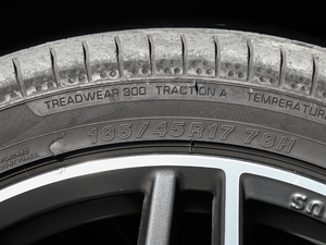 2017BRABUS Xclusive ݆̥ߴ