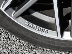 2017BRABUS Xclusive ^