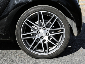 2017BRABUS Xclusive ^