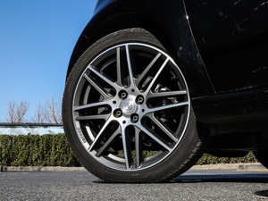 2017BRABUS Xclusive ^