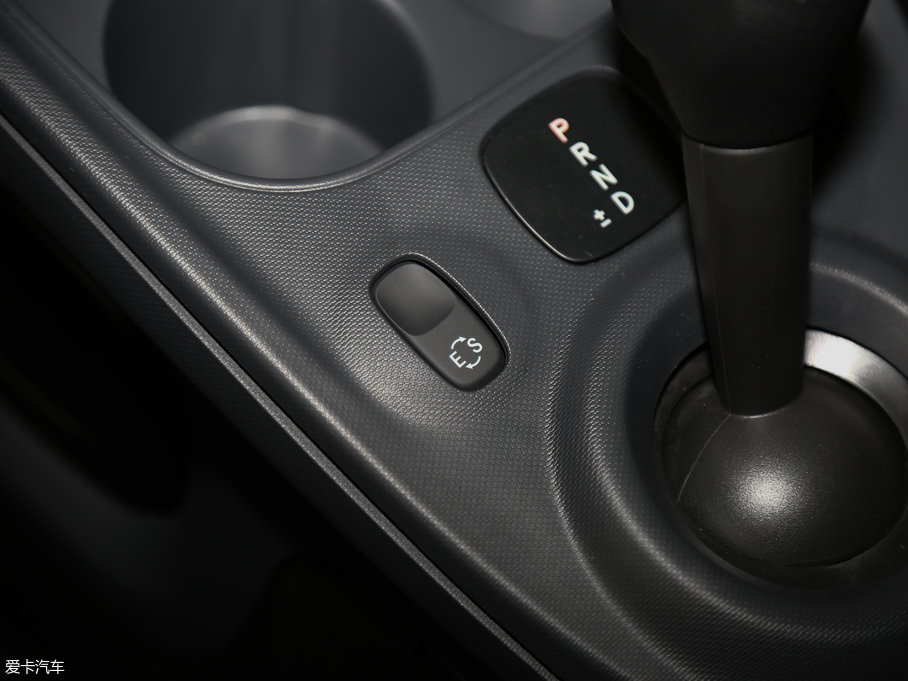 2017smart fortwo 1.0L ؄e