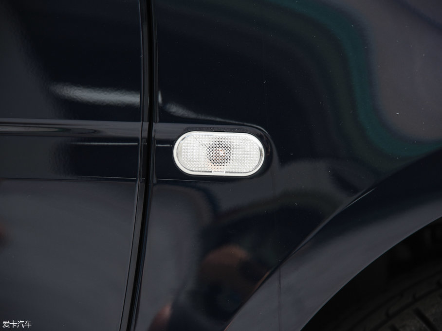 2017smart fortwo 1.0L {(ln)؄e