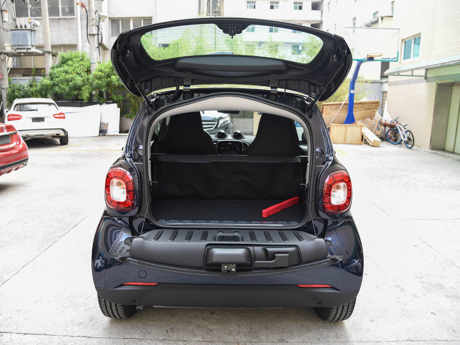 2017smart fortwo 1.0L {؄e