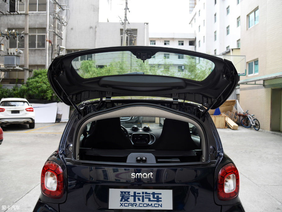 2017smart fortwo 1.0L {؄e