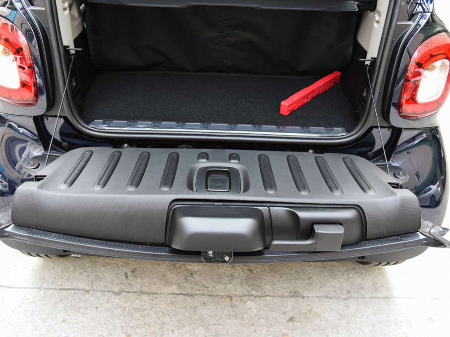 2017smart fortwo 1.0L {؄e