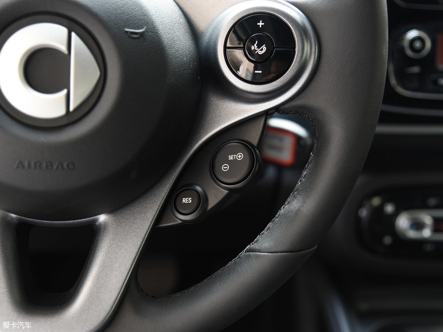 2017smart fortwo 1.0L {؄e