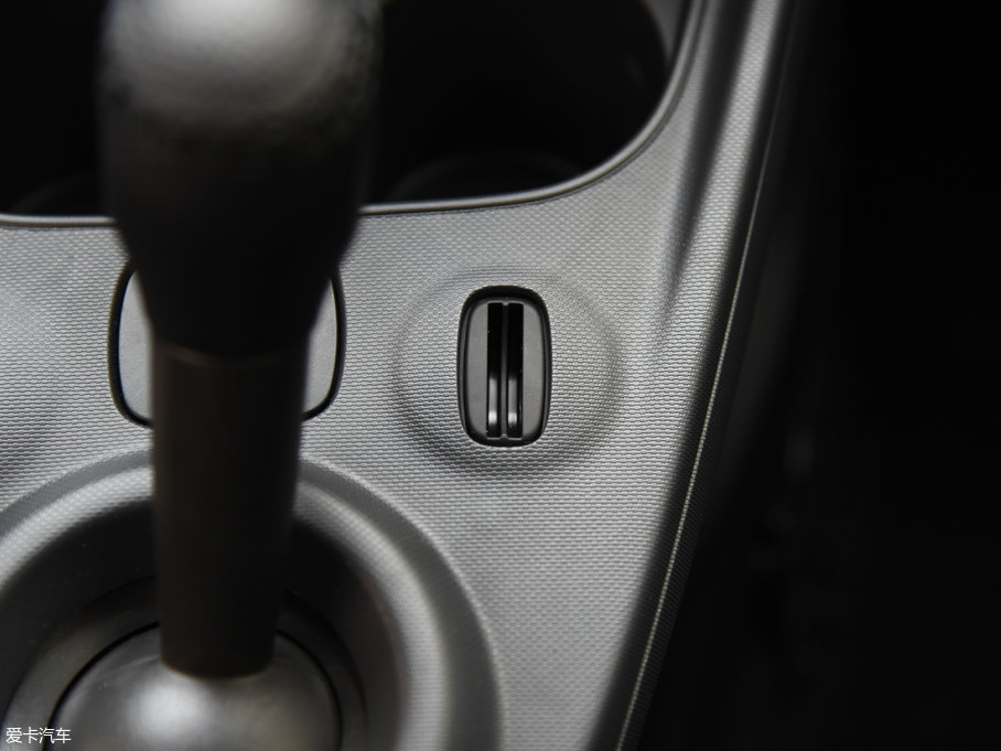 2017smart fortwo 1.0L {؄e