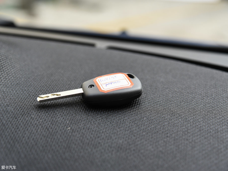 2017smart fortwo 1.0L {؄e