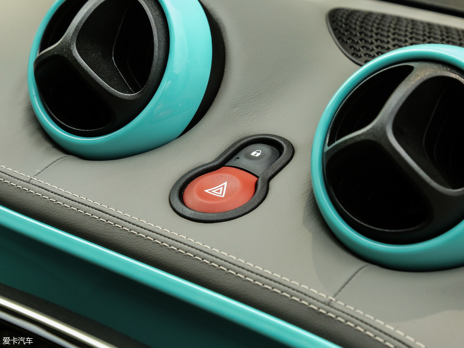 2017smart fortwo 0.9T BRABUS tailor madeٶƳ