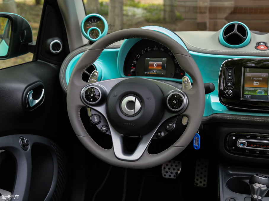 2017smart fortwo 0.9T BRABUS tailor madeٶƳ