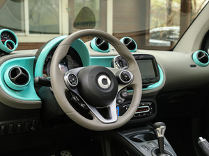 20170.9T BRABUS tailor madeٶƳ п؅^