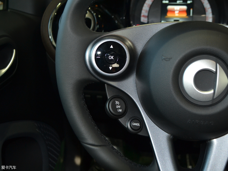 2018smart fortwo 1.0L ɿ؄e