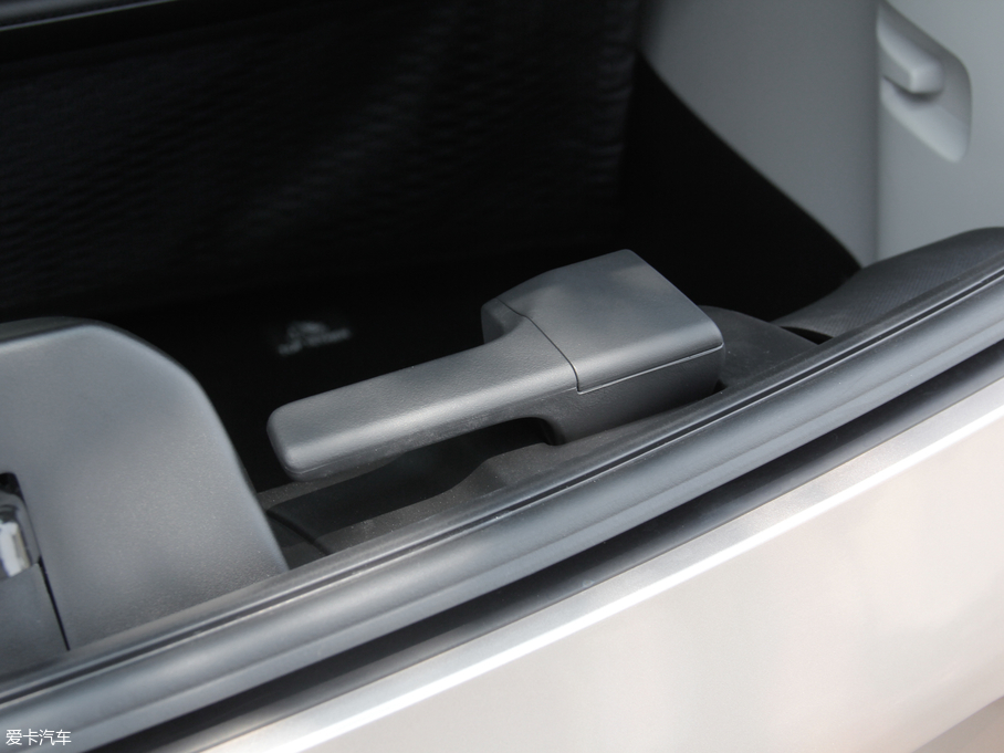 2018smart fortwo 0.9T 66ǧҫ؄e