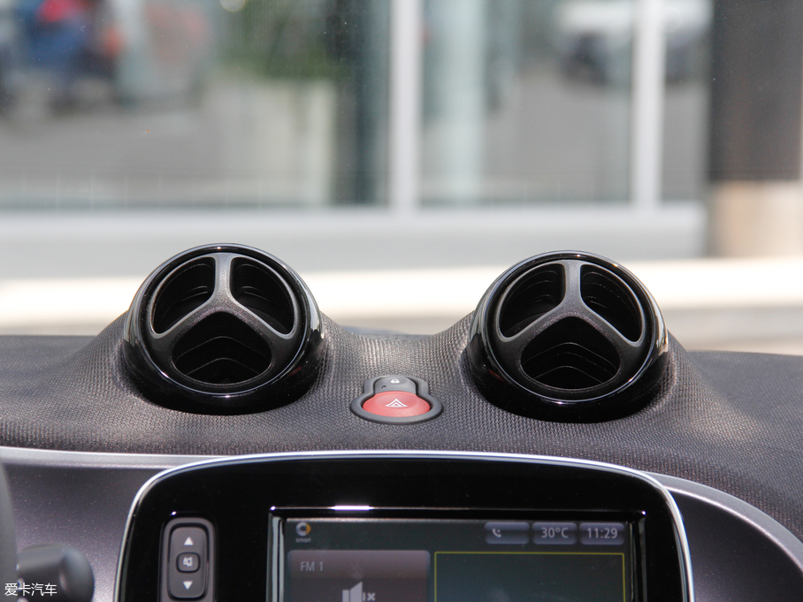 2018smart fortwo 0.9T 66ǧҫ؄e