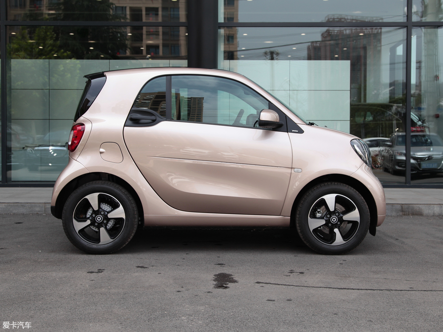 2018smart fortwo 1.0L 52ǧҫر