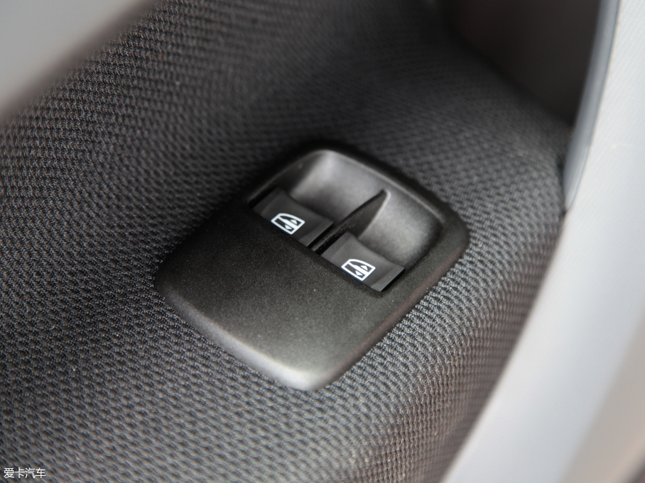 2018smart fortwo 1.0L 52ǧҫ؄e