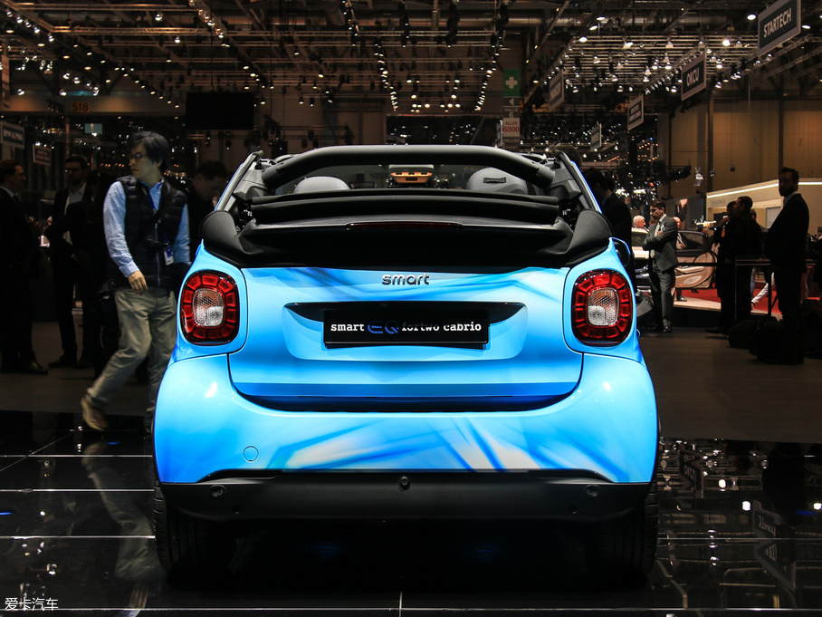 2018smart fortwo 늄(dng)܇(ch) EQ fortwo cabrio