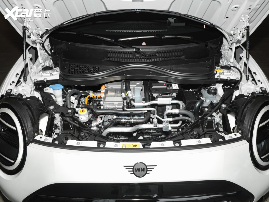 2025늄MINI JCW JOHN COOPER WORKS