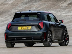 2025JOHN COOPER WORKS w^