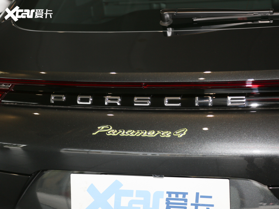 2018PanameraԴ 4 E-Hybrid