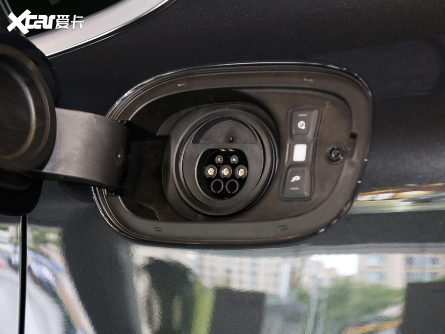 2018PanameraԴ 4 E-Hybrid