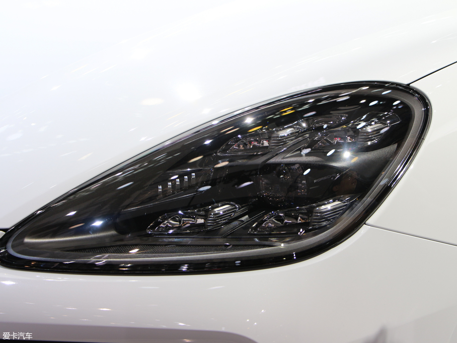 2019CayenneԴ E-Hybrid