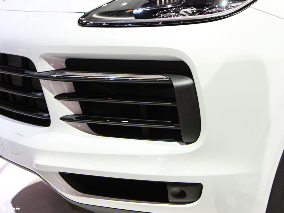 2019CayenneԴ E-Hybrid