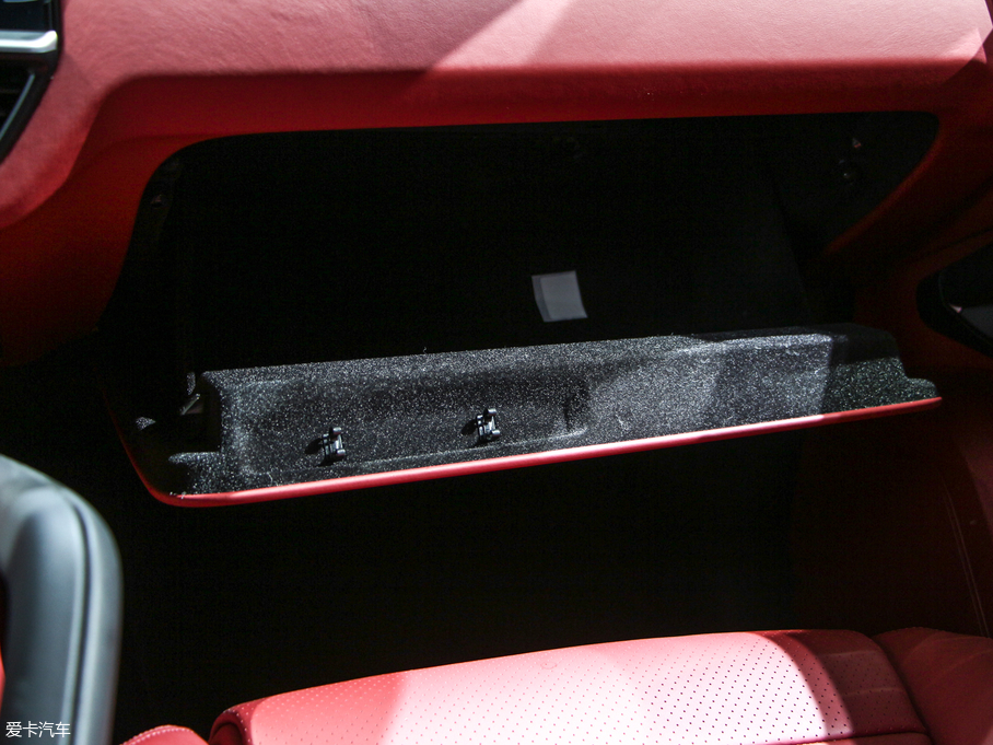 2019CayenneԴ E-Hybrid