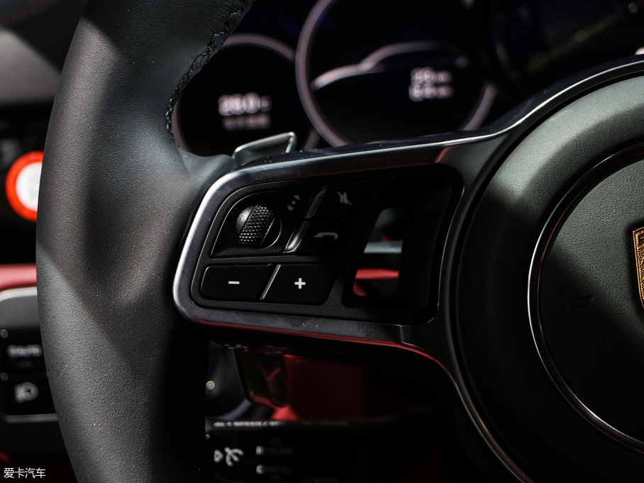 2019CayenneԴ E-Hybrid