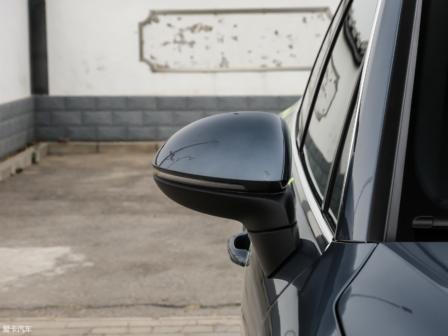 2019CayenneԴ E-Hybrid