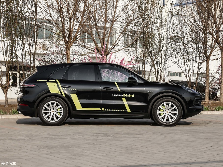 2019CayenneԴ E-Hybrid