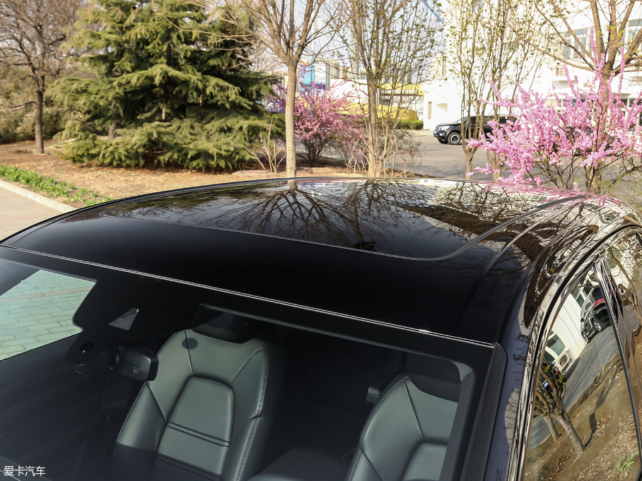 2019CayenneԴ E-Hybrid