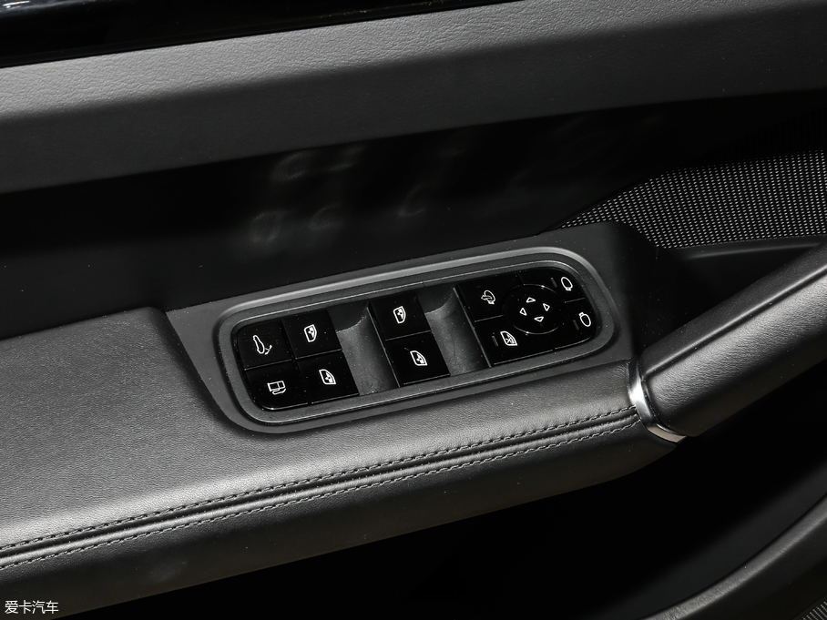 2019CayenneԴ E-Hybrid