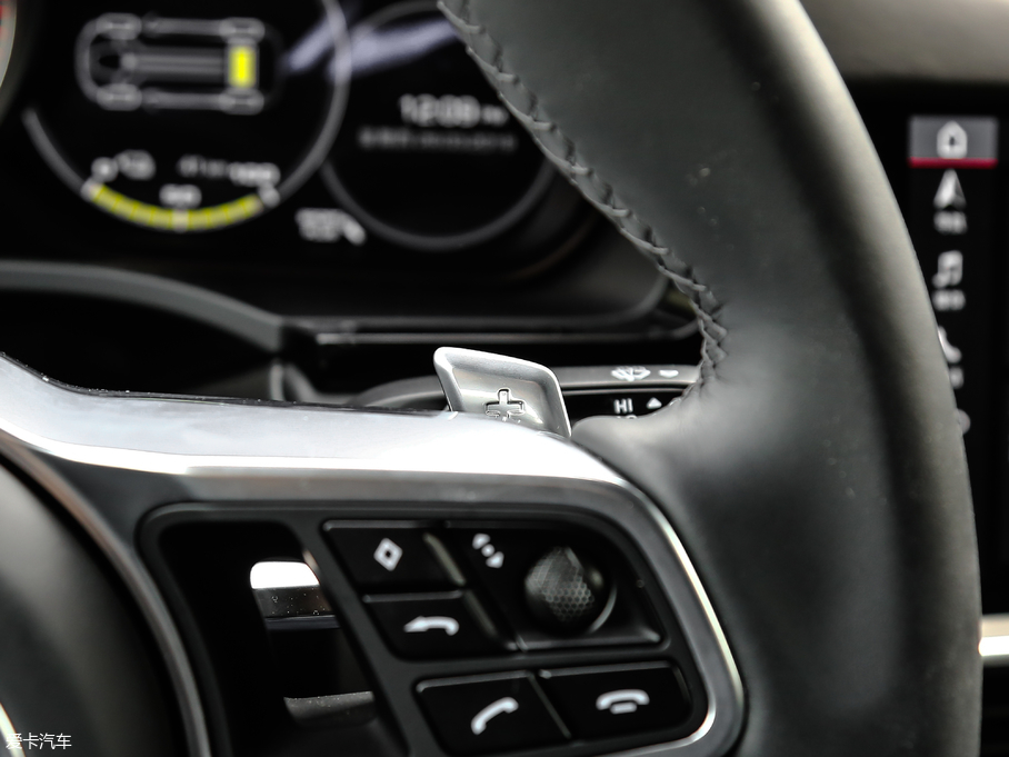 2019CayenneԴ E-Hybrid