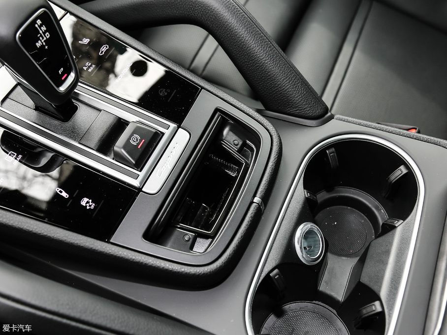 2019CayenneԴ E-Hybrid