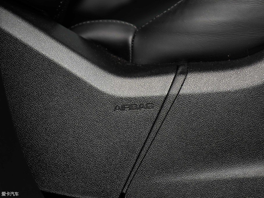 2019CayenneԴ E-Hybrid