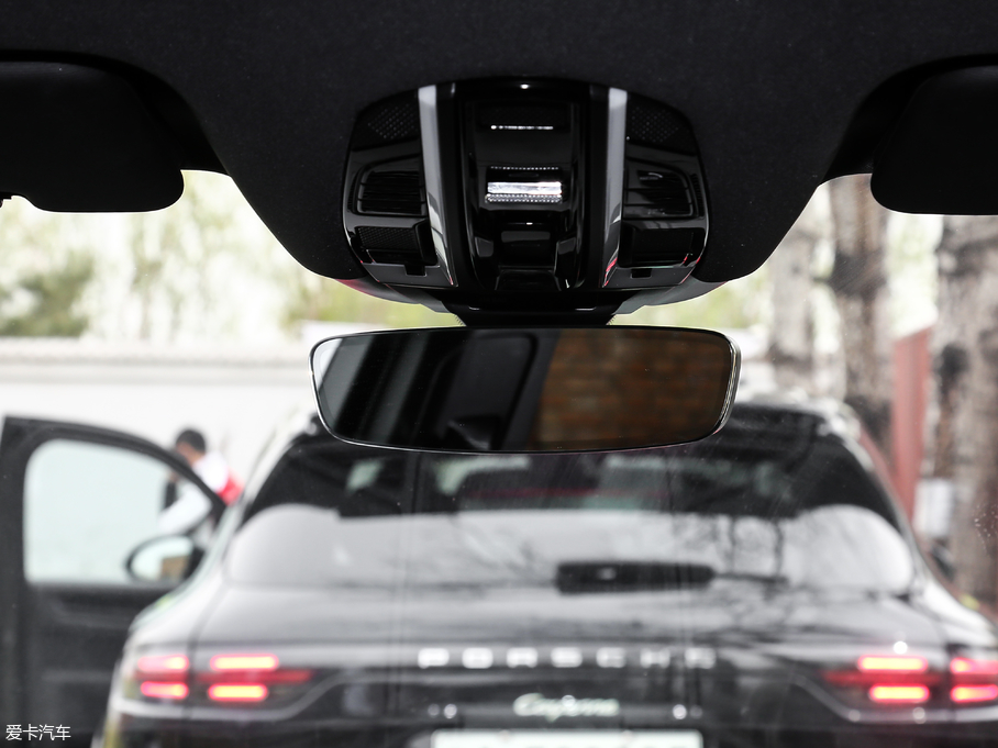 2019CayenneԴ E-Hybrid