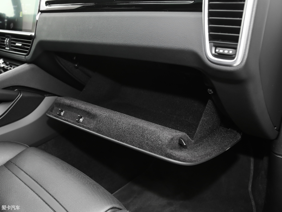 2019CayenneԴ E-Hybrid