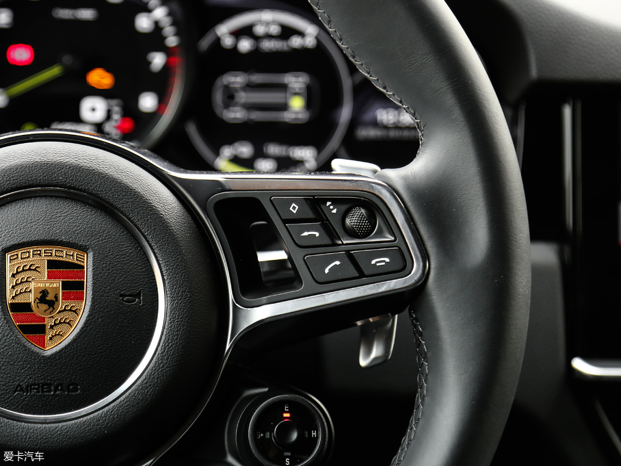 2019CayenneԴ E-Hybrid