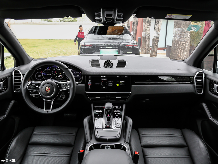 2019CayenneԴ E-Hybrid