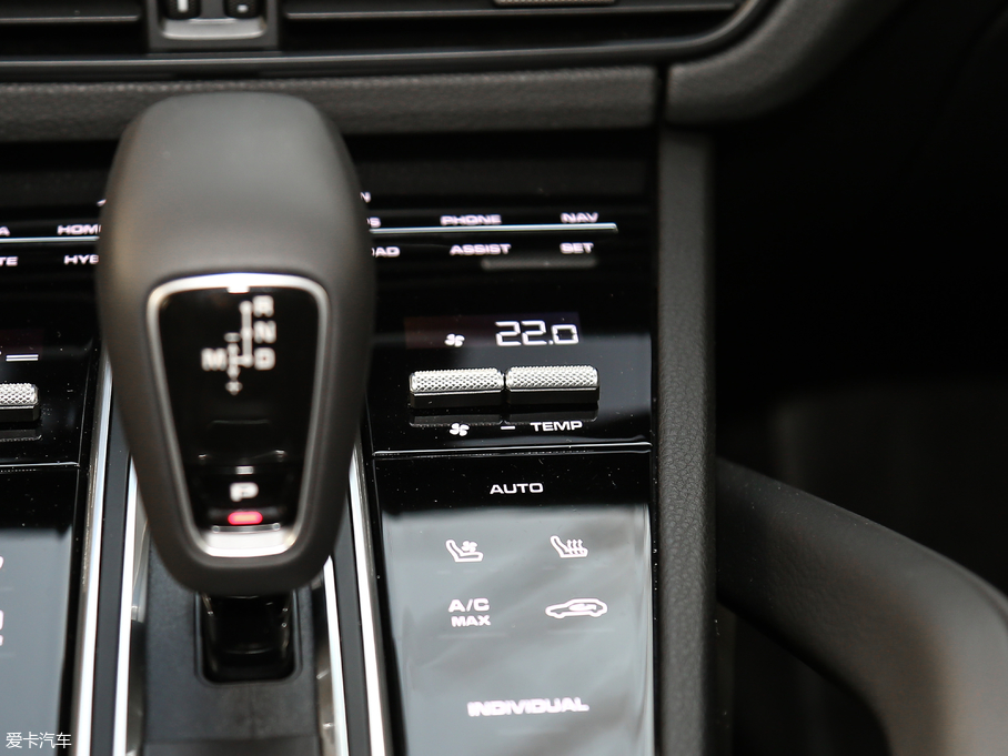 2019CayenneԴ E-Hybrid