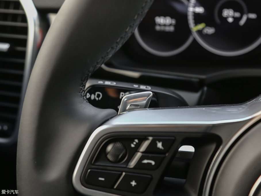 2019CayenneԴ E-Hybrid