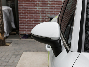 2019E-Hybrid (x)(ji)^